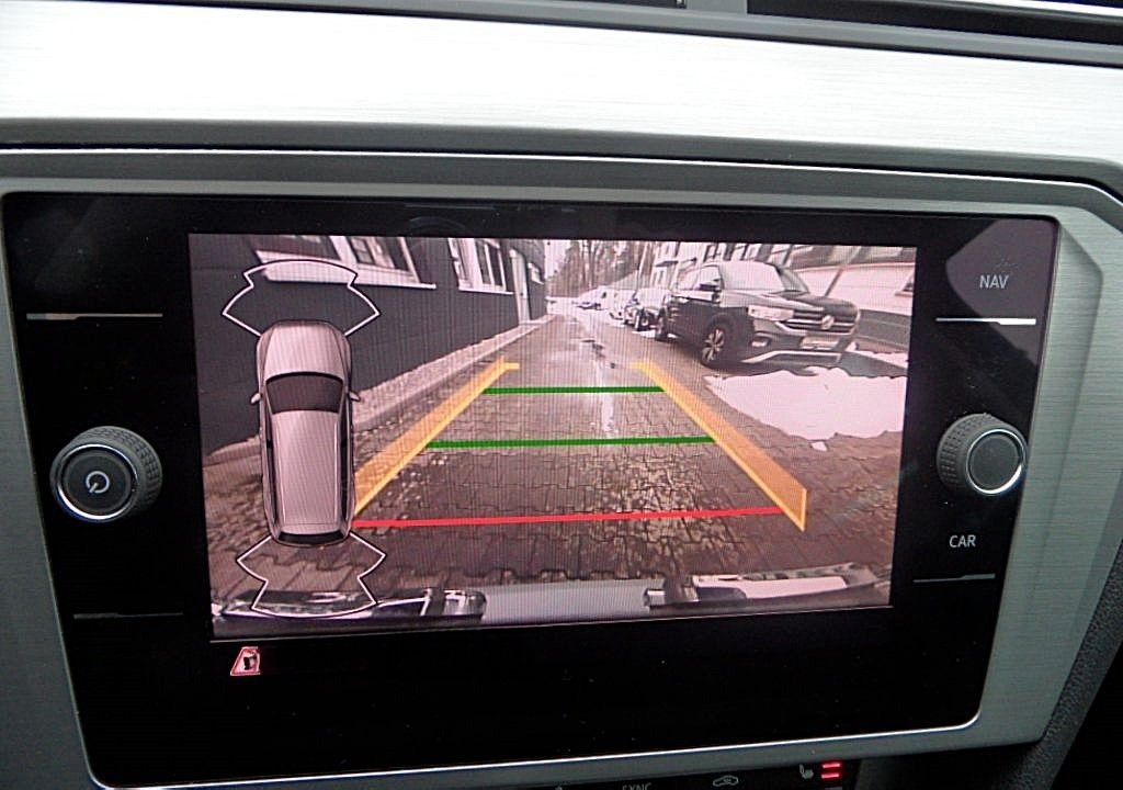 Volkswagen Passat Variant 2.0 TDI  DSG Conceptline Nav/Kam. foto 11