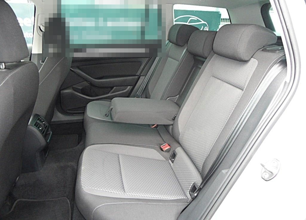 Volkswagen Passat Variant 2.0 TDI  DSG Conceptline Nav/Kam. foto 17