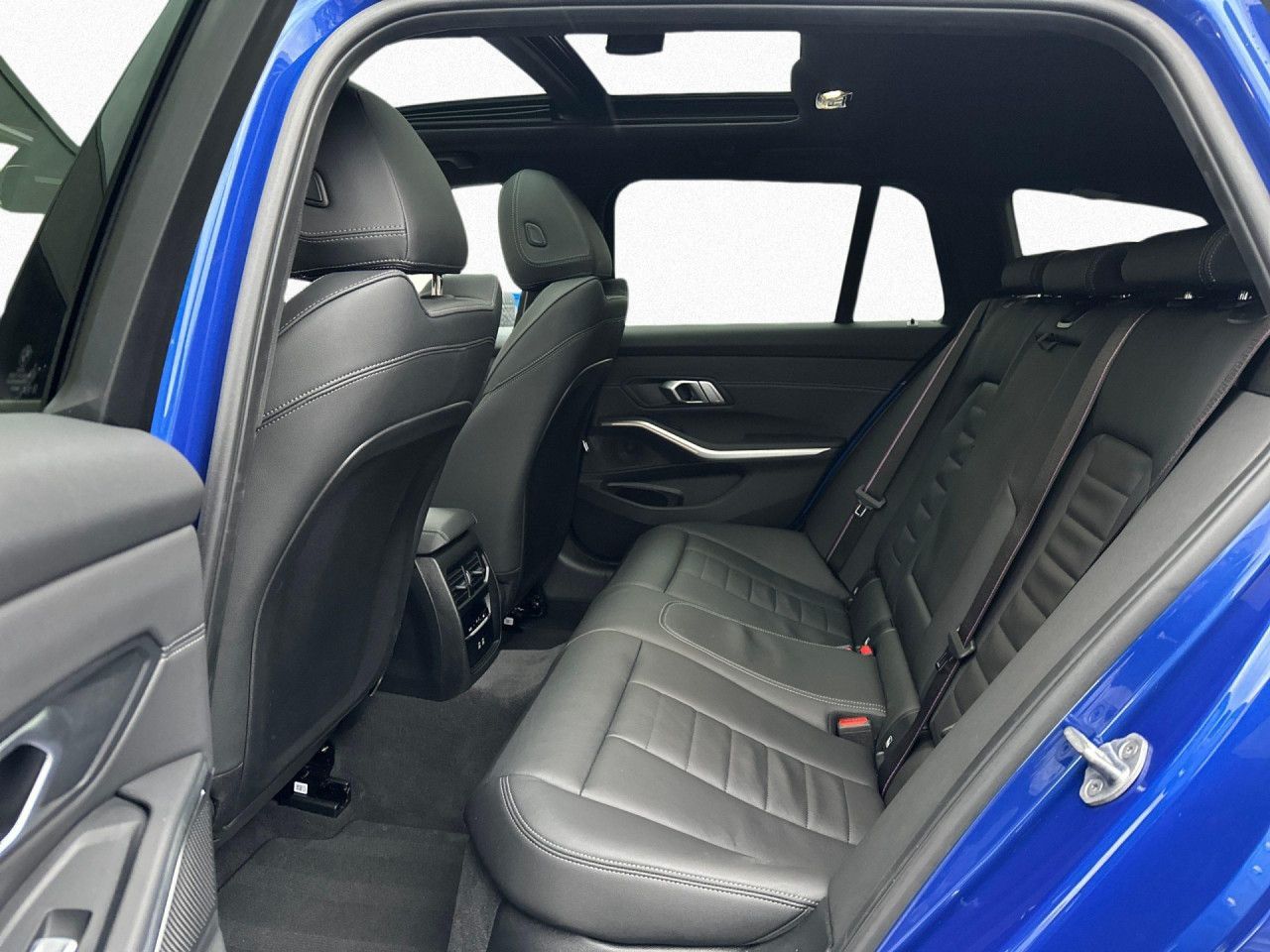 BMW M340d xDr M Sport Pro HUD HIF PA+Pano Leas 649,- foto 11