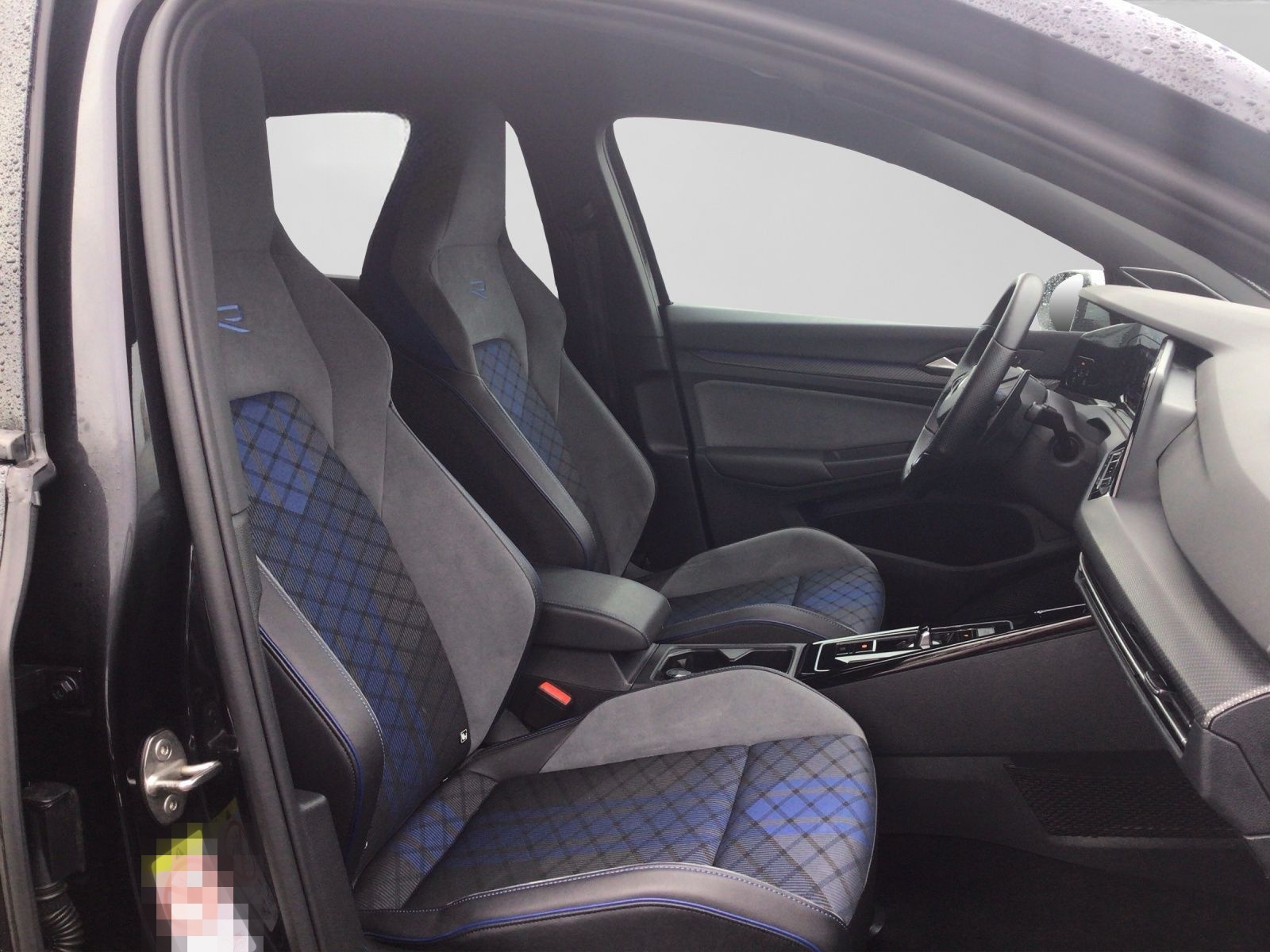 Volkswagen Golf R 2.0 TSI DSG 4MOTION LED+ NAVI H+K LM19 foto 4
