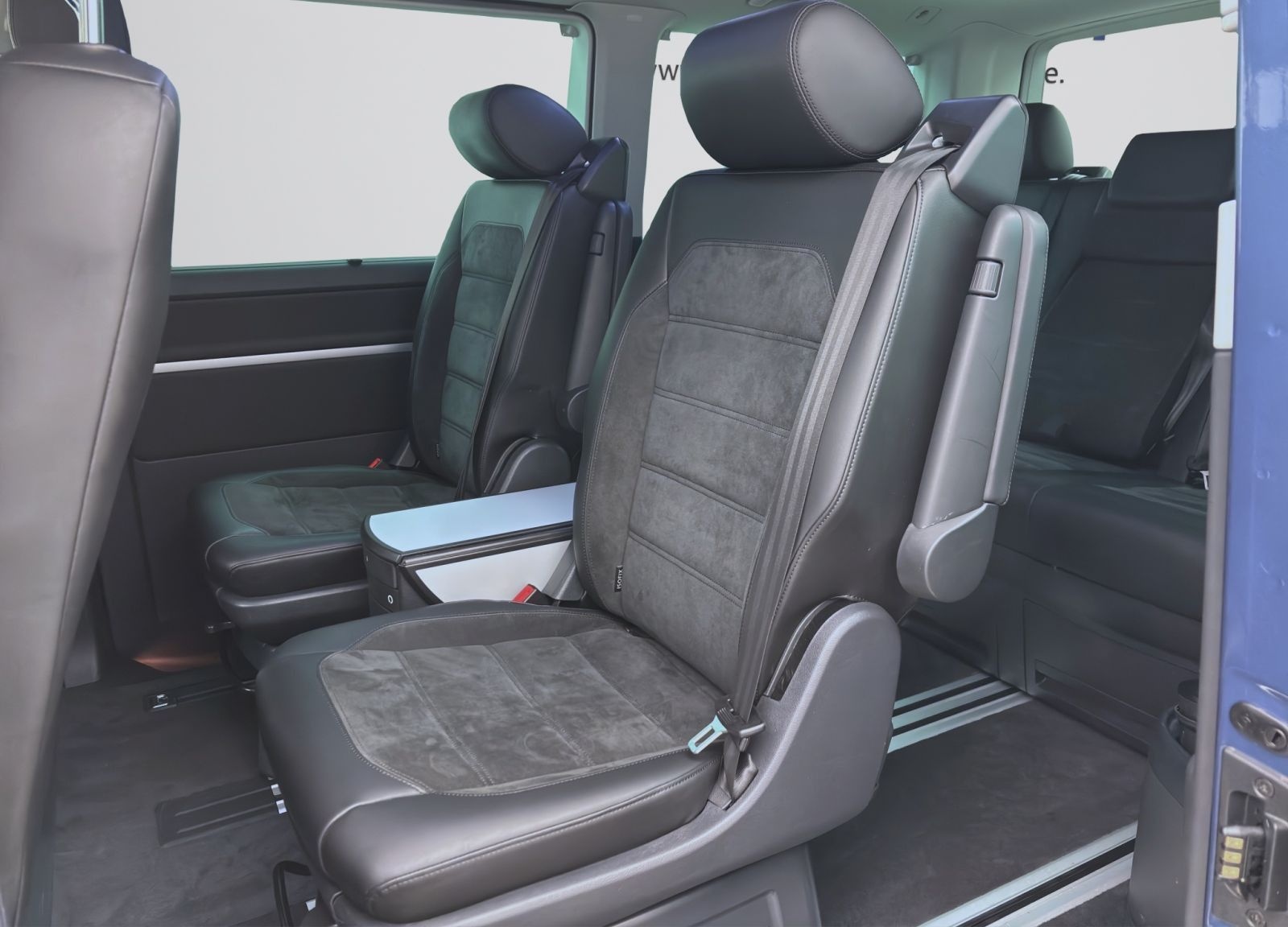 Volkswagen T6.1 Multivan 2.0 TDI DSG HIGHLINE STDHZG SCHIEB foto 14