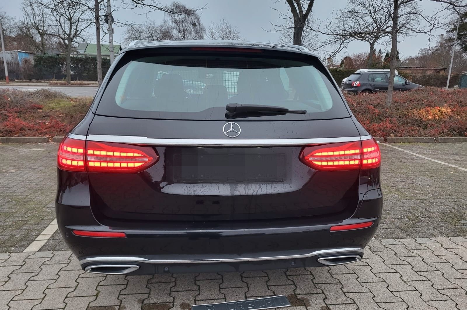 Mercedes-Benz E 300 E T-Modell E 300 de foto 5