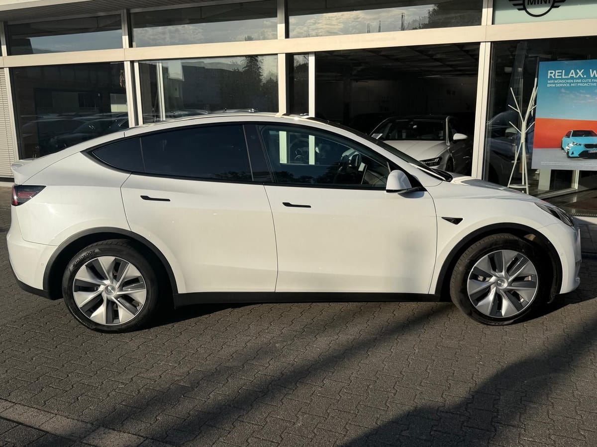 Tesla Model Y LR Dual AWD PANO STDHZ NAVI LED ACC 19 foto 4