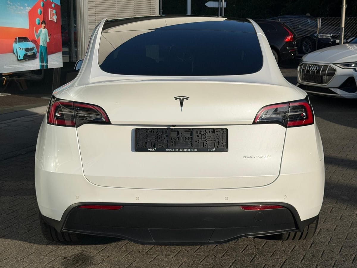 Tesla Model Y LR Dual AWD PANO STDHZ NAVI LED ACC 19 foto 7