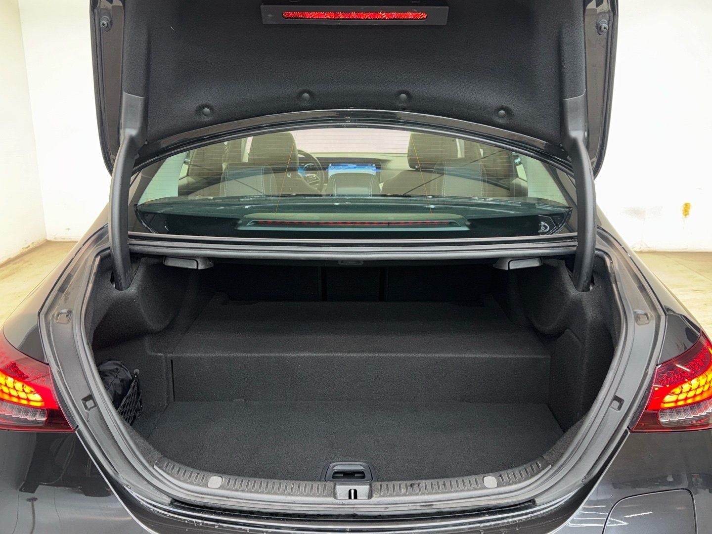 Mercedes-Benz E 300 de 4M Avantgarde Schiebedach Multibeam-LED foto 17