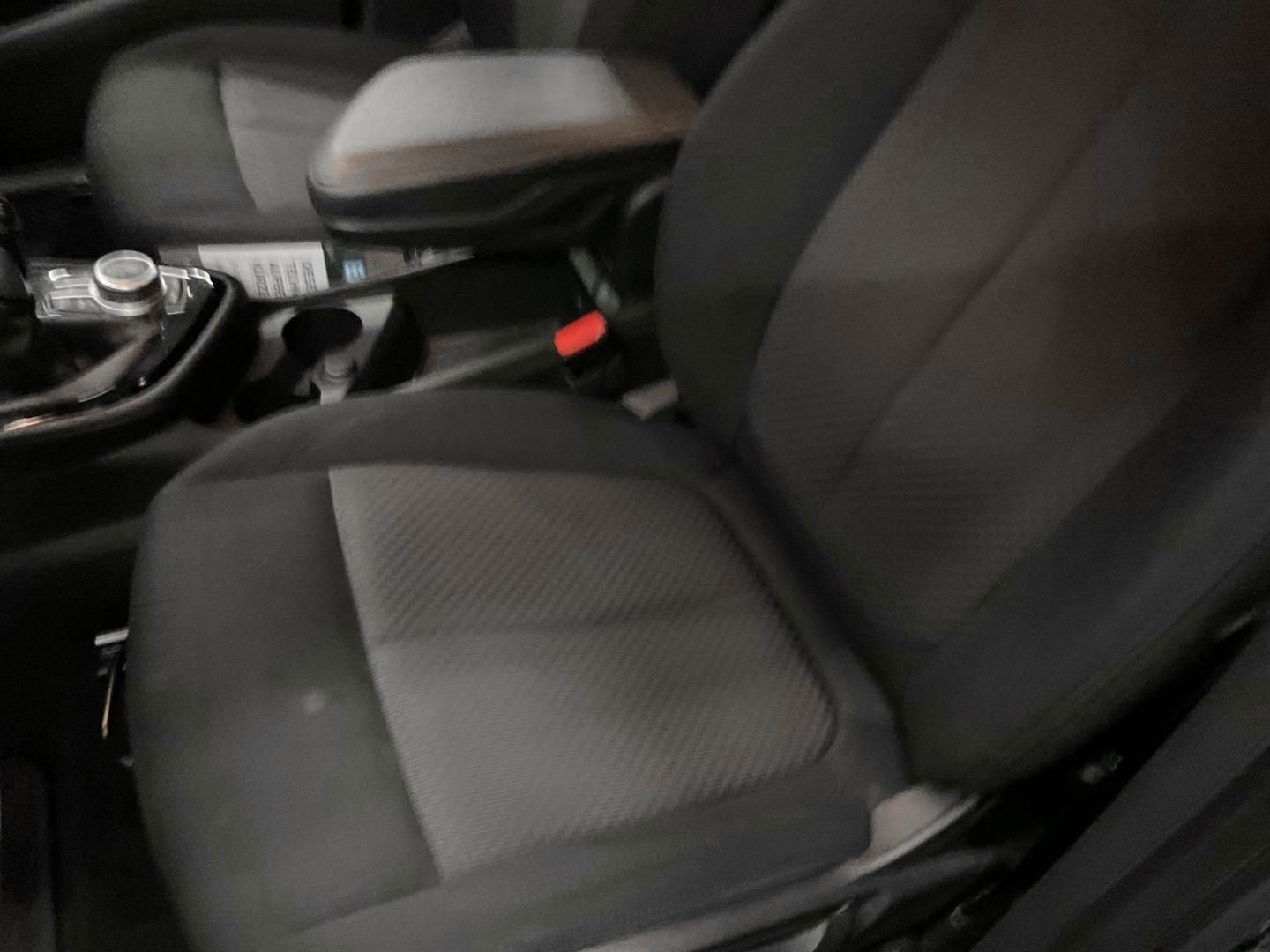 BMW 218 Gran Tourer i 7Sitz Navi DAB LED PDC el- HK  foto 23