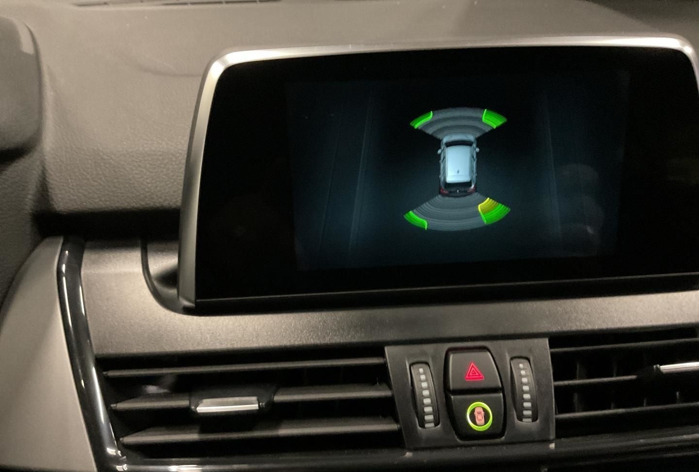 BMW 218 Gran Tourer i 7Sitz Navi DAB LED PDC el- HK  foto 25