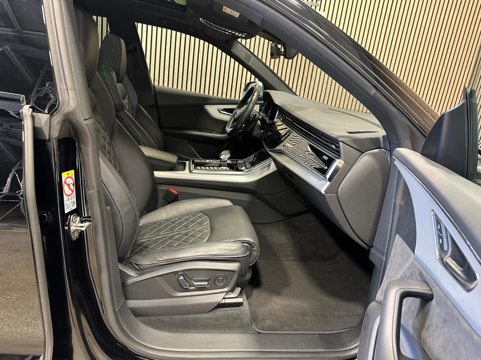 Audi SQ8 4.0 V8 TDI quattro Pano|Sportsitze|23"|B&O|A foto 12