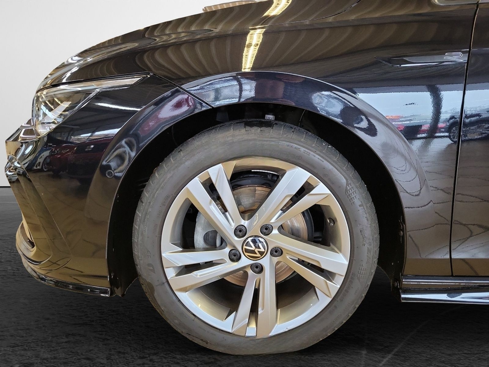 Volkswagen Golf 1.5 TSI R-Line LED Pano Navi Digital Cockpi foto 6