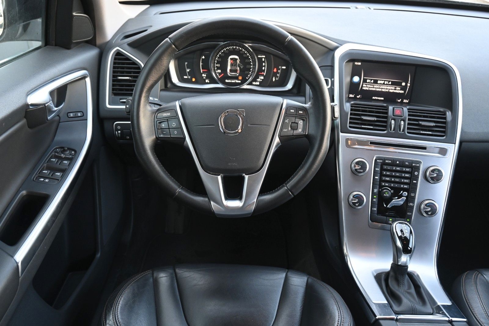 Volvo XC60 D4 FWD Autom. Summum*STDHZG*RFK* foto 19