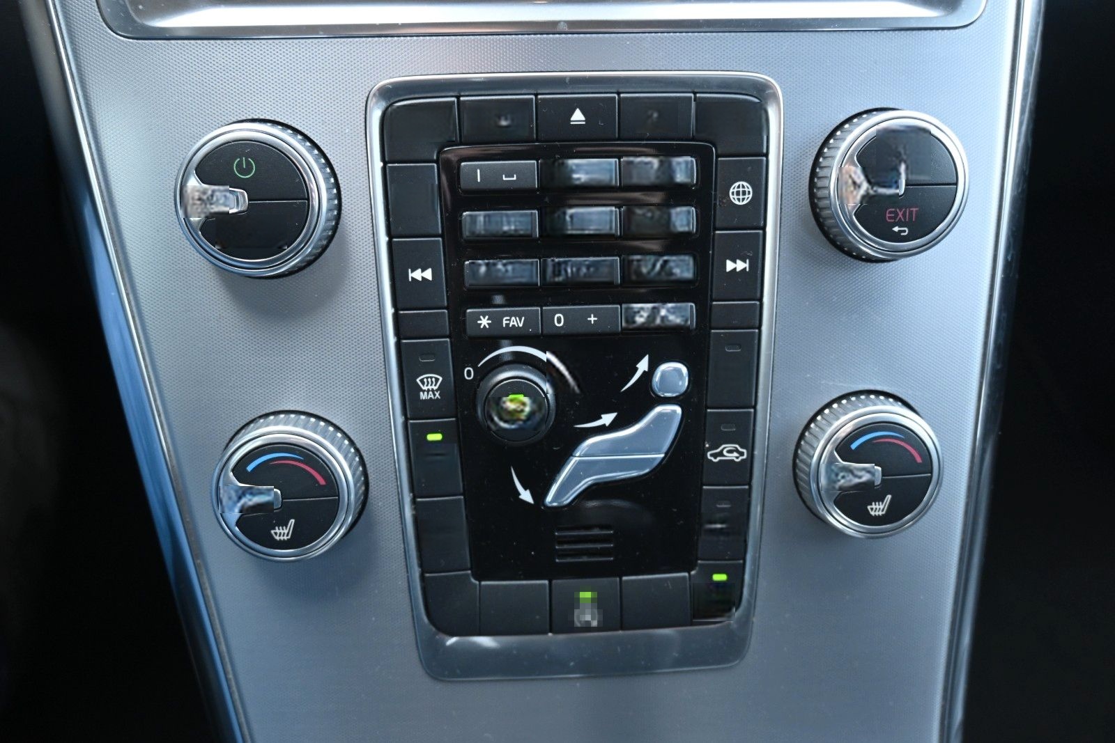 Volvo XC60 D4 FWD Autom. Summum*STDHZG*RFK* foto 22