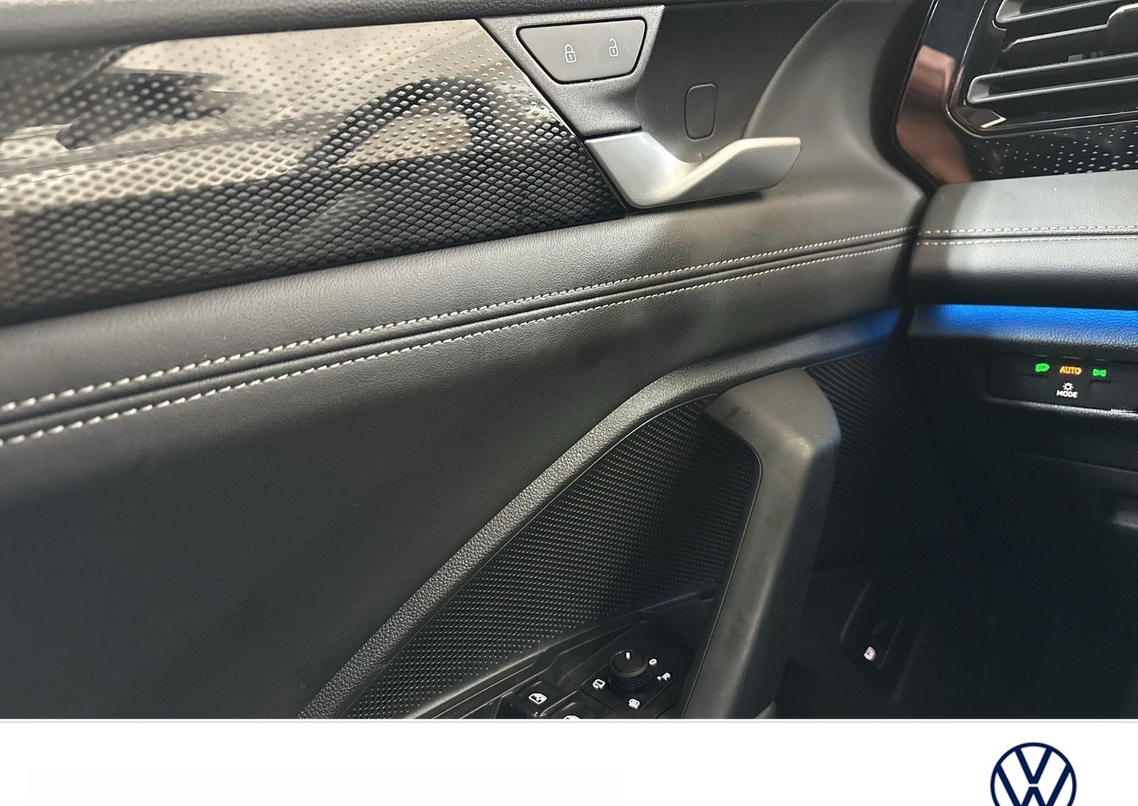 Volkswagen Tiguan 1.5 HYBRID LIFE AHK 360CAM ACC foto 20
