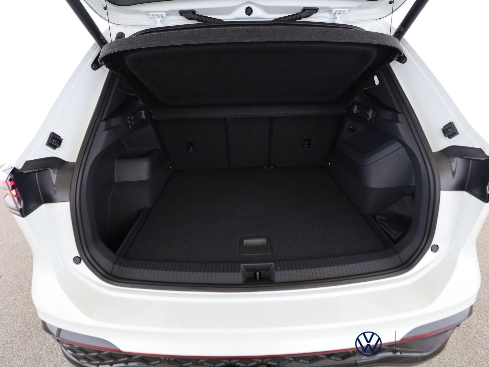 Volkswagen Tiguan 2.0 TDI R-LINE+DSG+Black Style+AHK+RFK foto 9