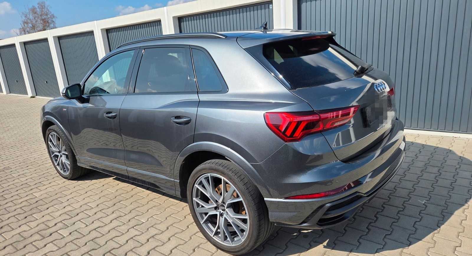 Audi Q3 40 TDI quattro S line Panorama MATRIX 20" foto 5