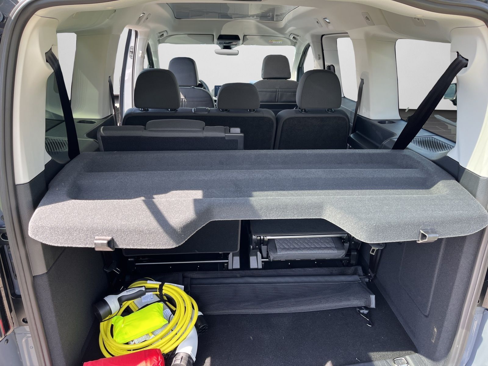 Volkswagen Caddy Maxi Life "GOAL" 7-Sitzer Motor: 1,5 l eHy foto 15