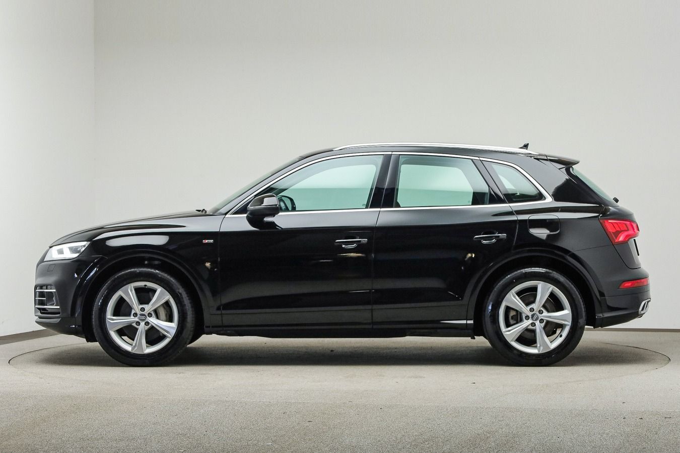 Audi Q5 55 TFSI e qu. Air, AHK, Kamera, Tour, Navi foto 3