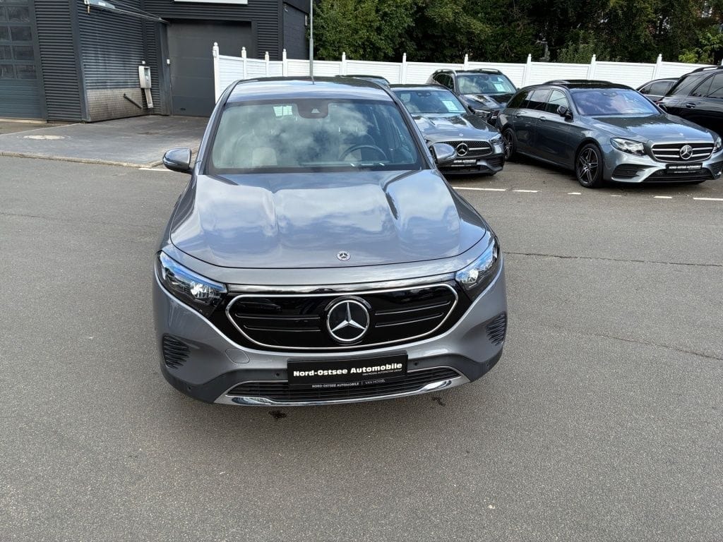 Mercedes-Benz EQB 300 4M ELECTRIC ART ADVANCED+ LED KAMERA foto 19