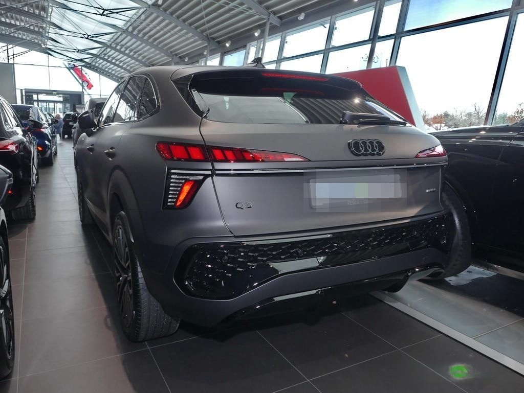 Audi Q3 Sportback TFSI quattro S tronic ParkAssist foto 7