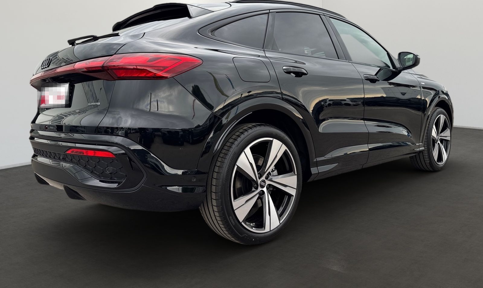 Audi Q5 Sportback TDI quattro edition one mythosschwa foto 6