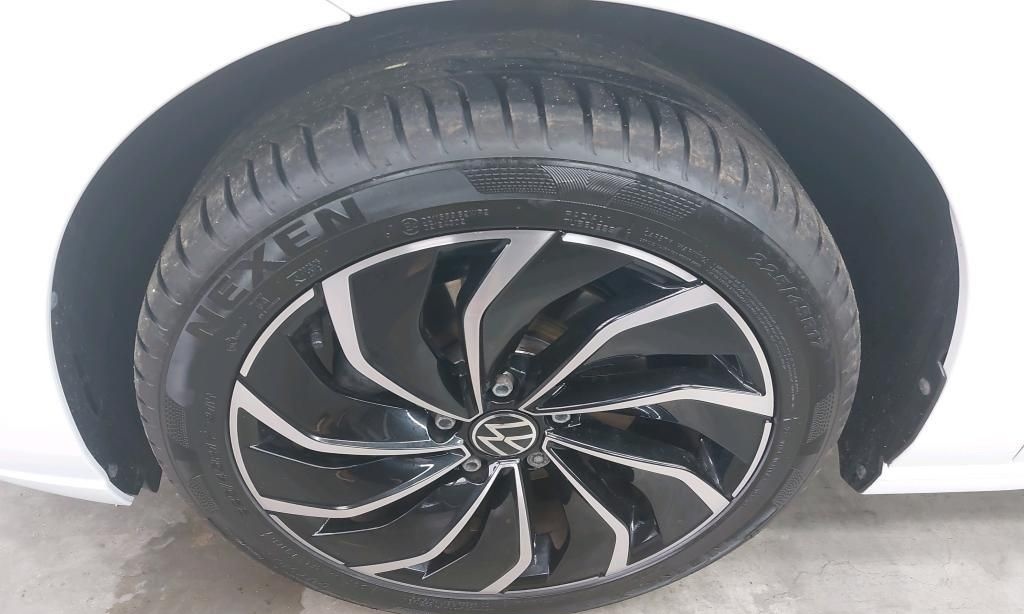 Volkswagen Golf MOVE 1.5 TSI PDC*RFK*LED*RFK*ACC foto 14