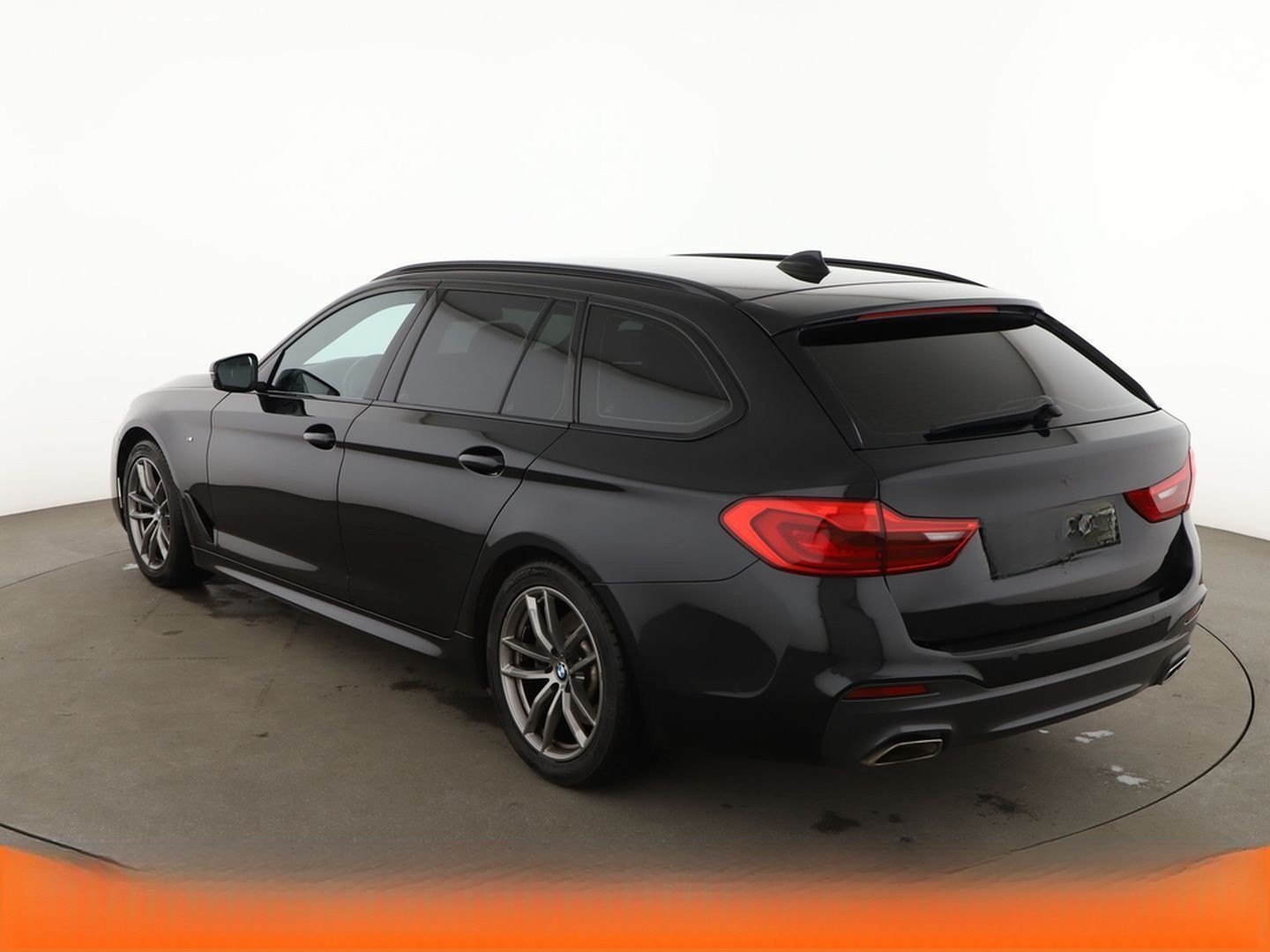 BMW 520i M Sport Aut*NAVI*LED*CAM*SHZ*TEMPO*ALU*HUD* foto 4