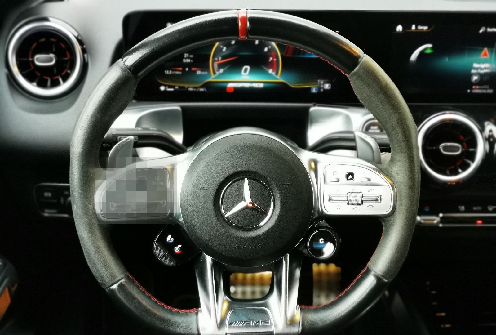 Mercedes-Benz GLB 35 AMG 4Matic l Multibeam l MBUX foto 14