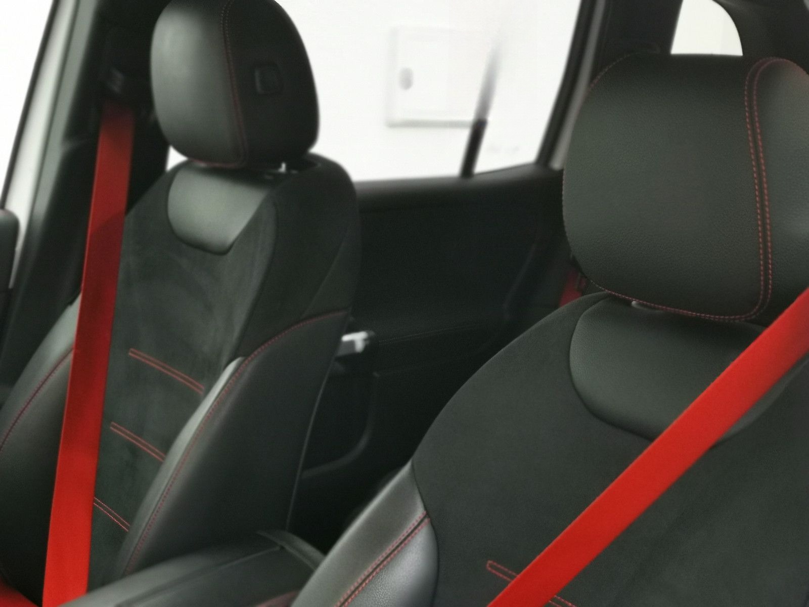 Mercedes-Benz GLB 35 AMG 4Matic l Multibeam l MBUX foto 19