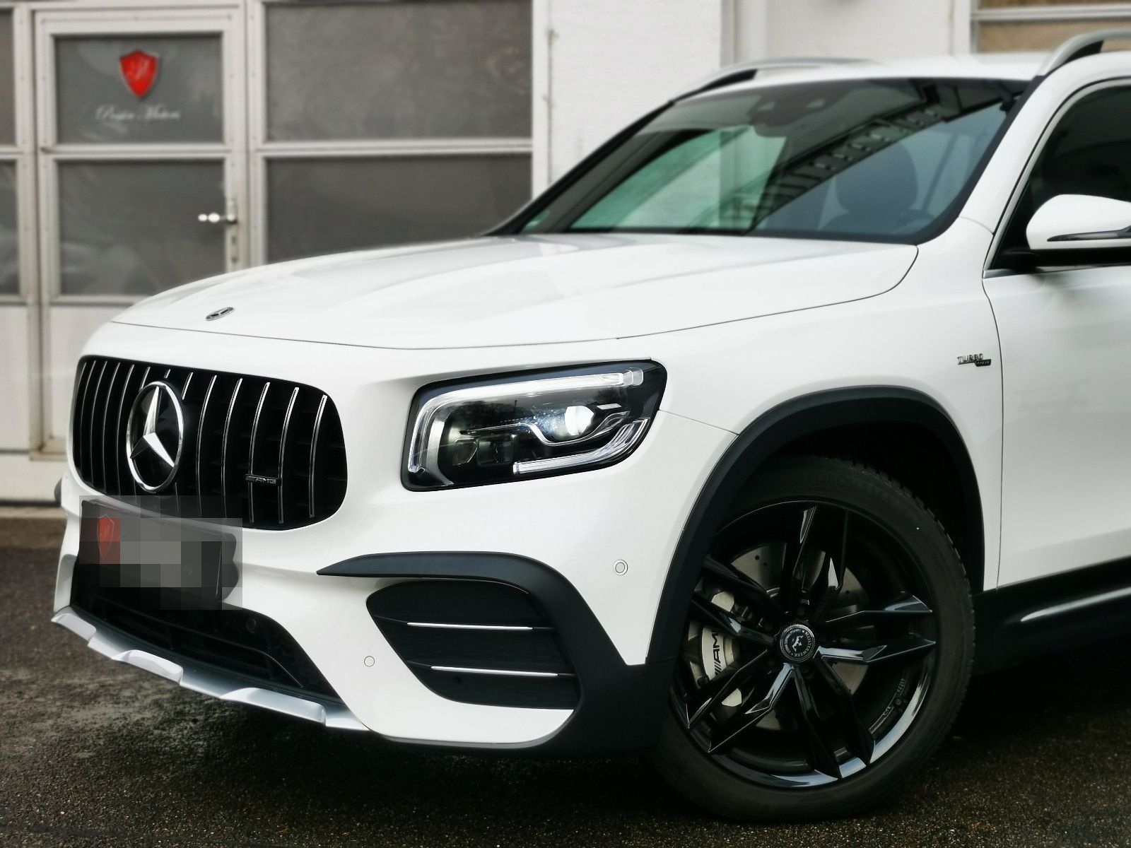 Mercedes-Benz GLB 35 AMG 4Matic l Multibeam l MBUX foto 3