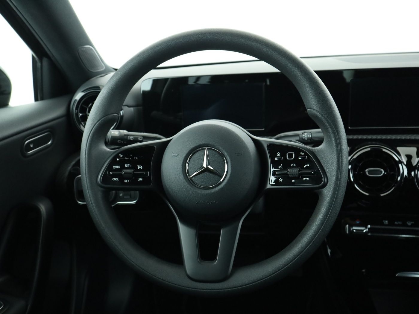 Mercedes-Benz A 180 d *Automatik*PTS*Rückfahrkamera*LED*SpurH* foto 11