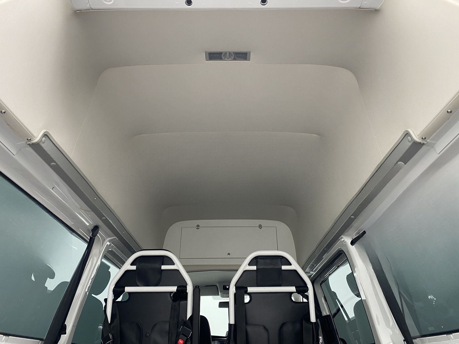 Volkswagen T6.1 Transporter Hochdach Rollstuhl-Rampe Trages foto 23