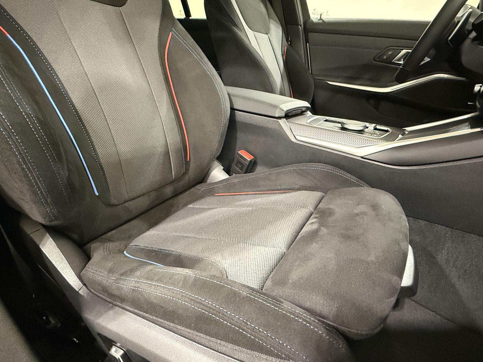BMW 330d xDrive Touring M Sportpaket Standhzg ACC HK foto 15