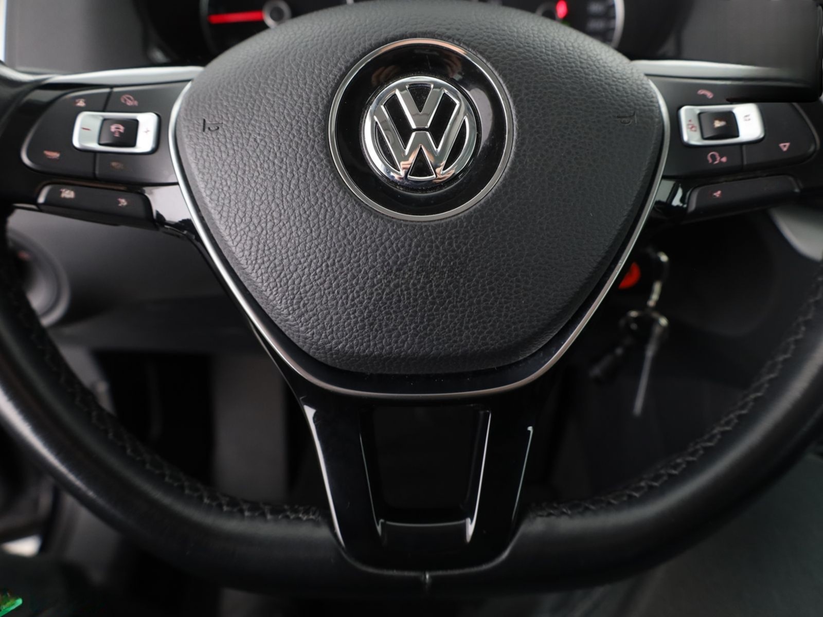 Volkswagen Sharan 2.0 TDI DSG DYNAUDIO,KAMERA,TOTWINKEL,ACC foto 15