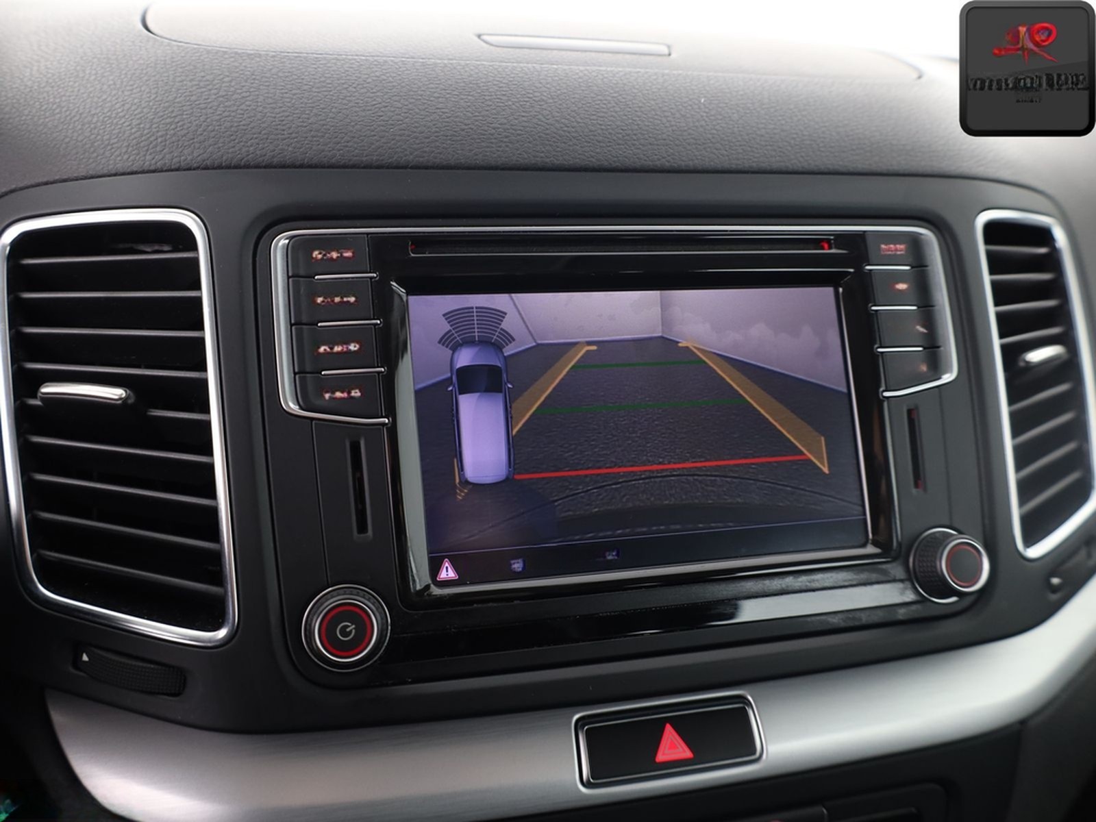 Volkswagen Sharan 2.0 TDI DSG DYNAUDIO,KAMERA,TOTWINKEL,ACC foto 18