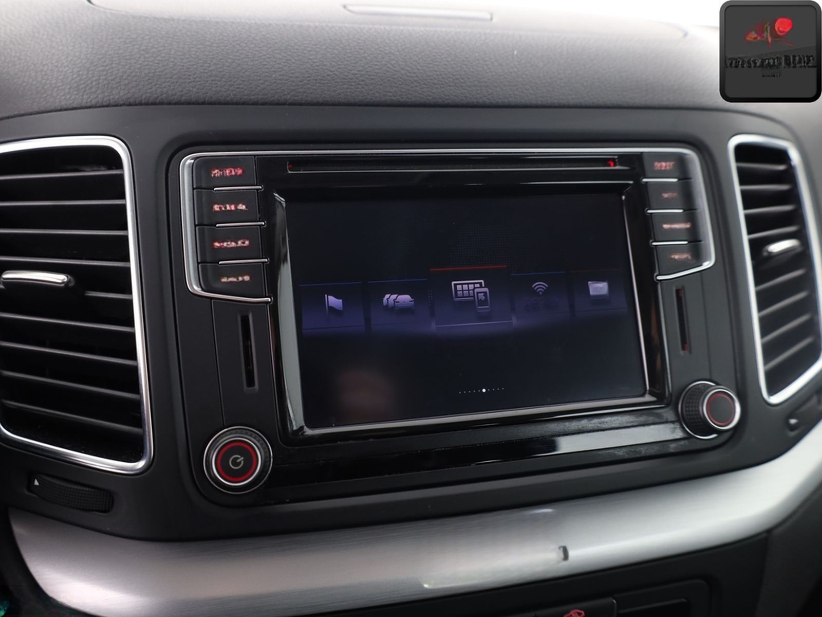 Volkswagen Sharan 2.0 TDI DSG DYNAUDIO,KAMERA,TOTWINKEL,ACC foto 19