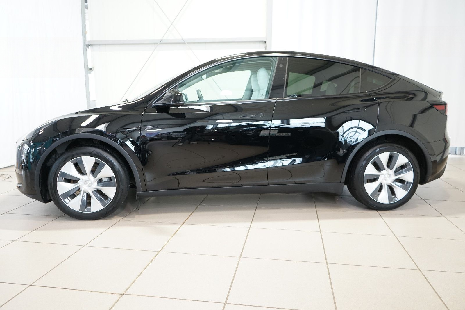 Tesla Model Y Long Range Dual Motor AWD Autonm. Fahren foto 2