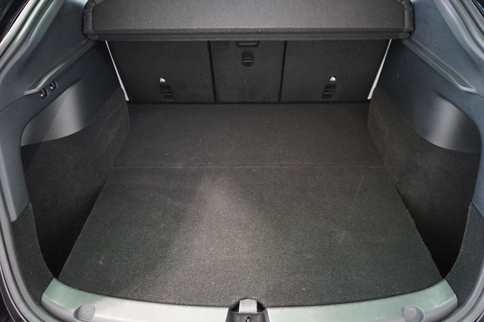 Tesla Model Y Long Range Dual Motor AWD Autonm. Fahren foto 22