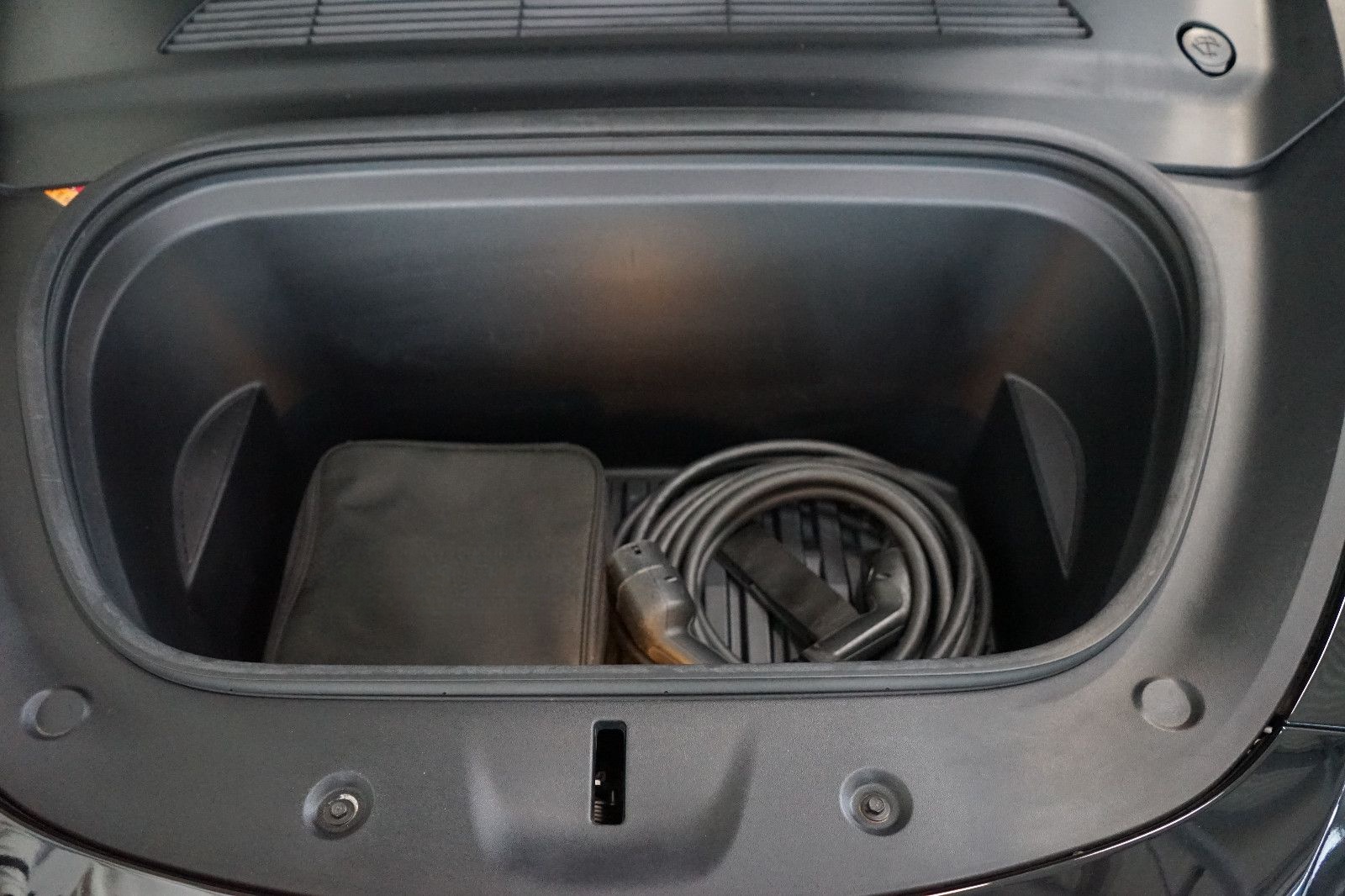 Tesla Model Y Long Range Dual Motor AWD Autonm. Fahren foto 23