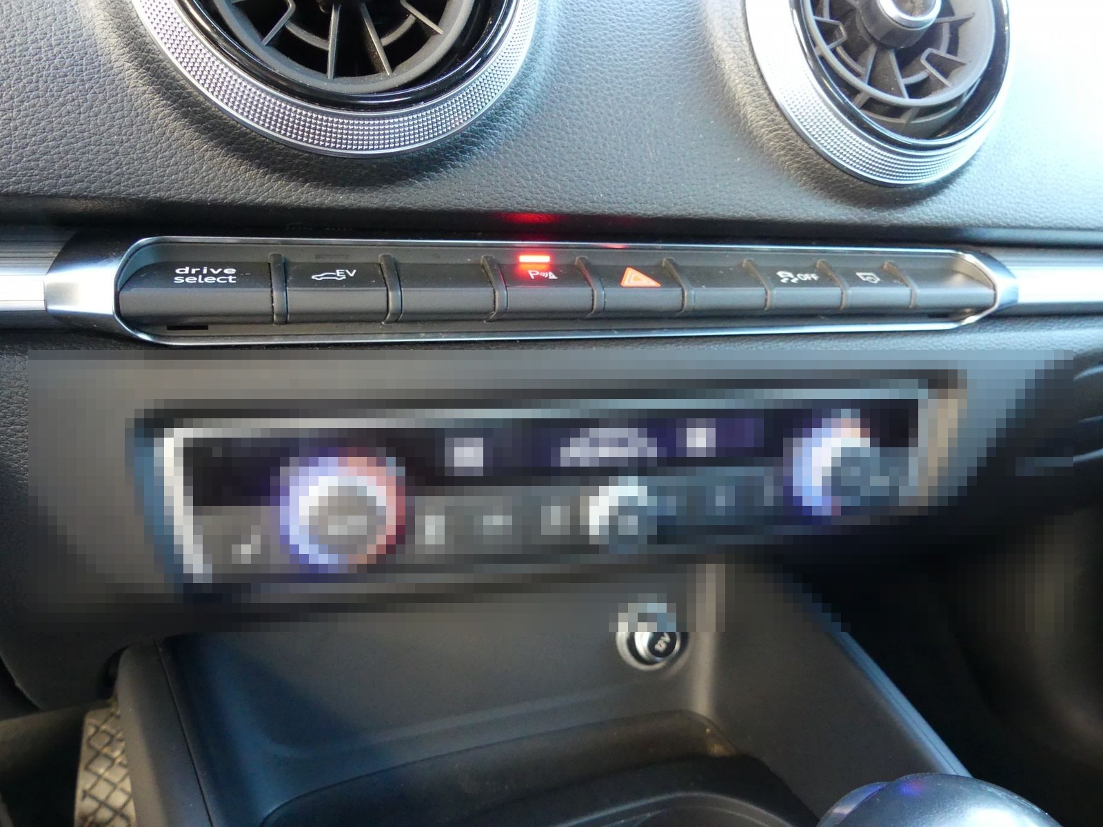 Audi A3 40 e-tron sport Lim. | VIRTUAL | NAVI | PDC foto 16