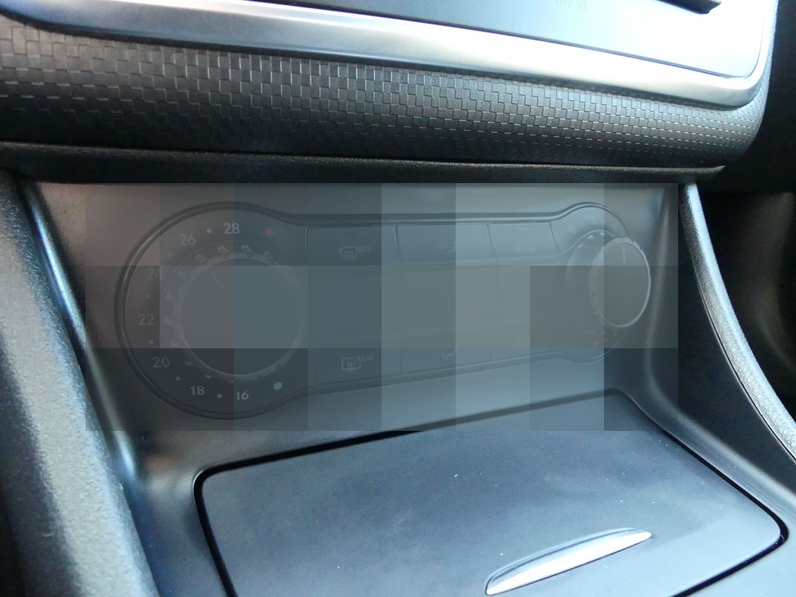 Mercedes-Benz A 250 BlueEfficiency | NAVI | BI-XENON | PANO foto 16