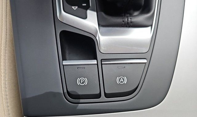 Audi Q5 50 TFSI e quattro advanced S-tr. AHK HUD Pano foto 24