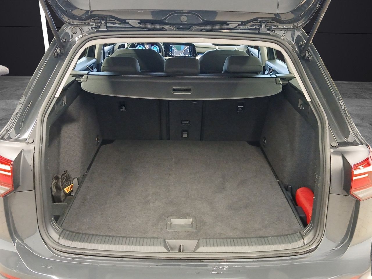 Volkswagen Golf Variant Life 1.5eTSI DSG LED NAV AHK ACC foto 6