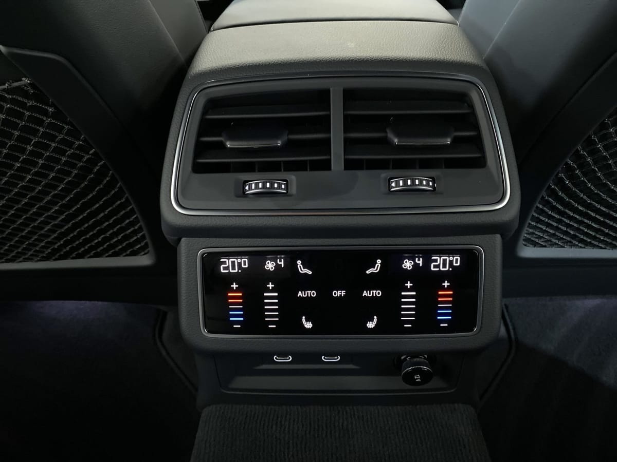 Audi RS 6 Avant performance Laserlicht Pano 280kmh foto 15