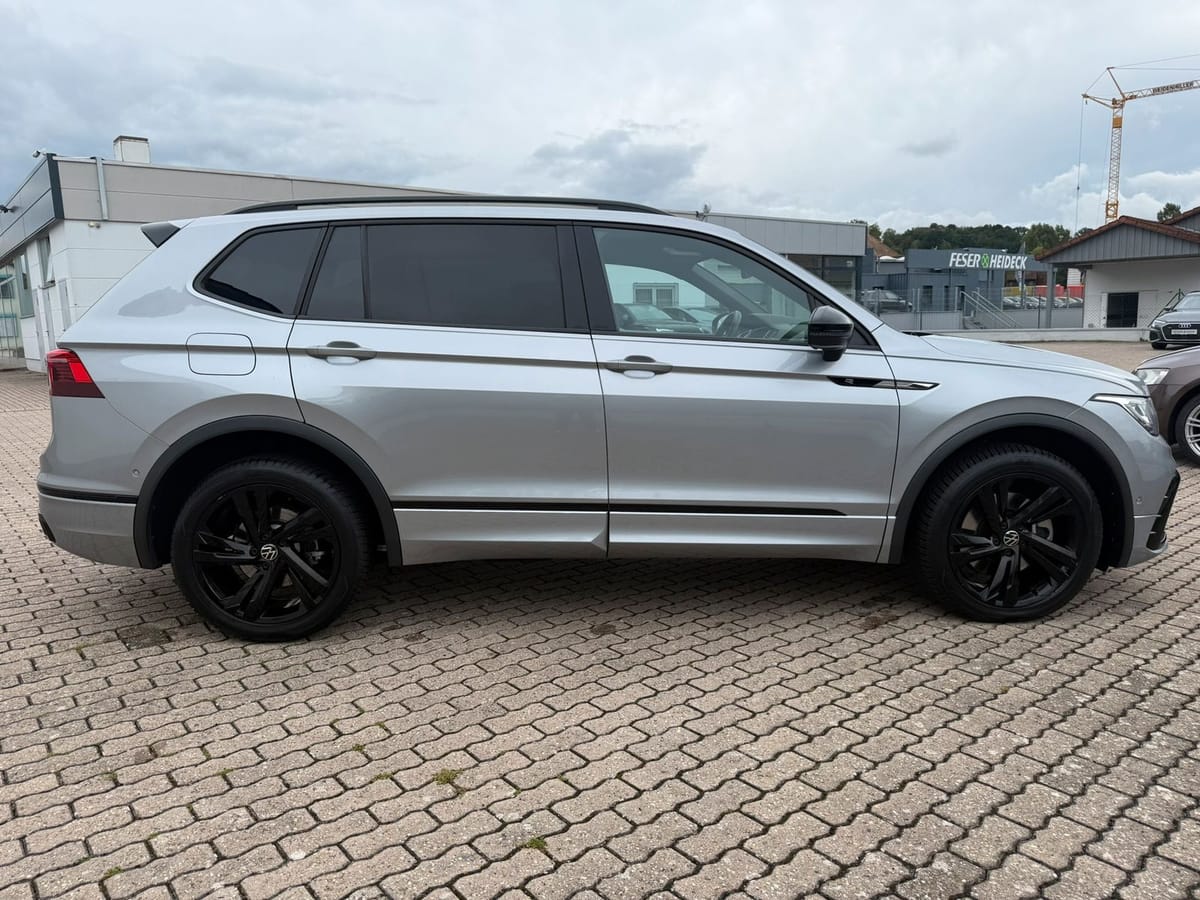 Volkswagen Tiguan Allspace R-Line 2.0 TSI DSG 4M 7S AHK HEA foto 5