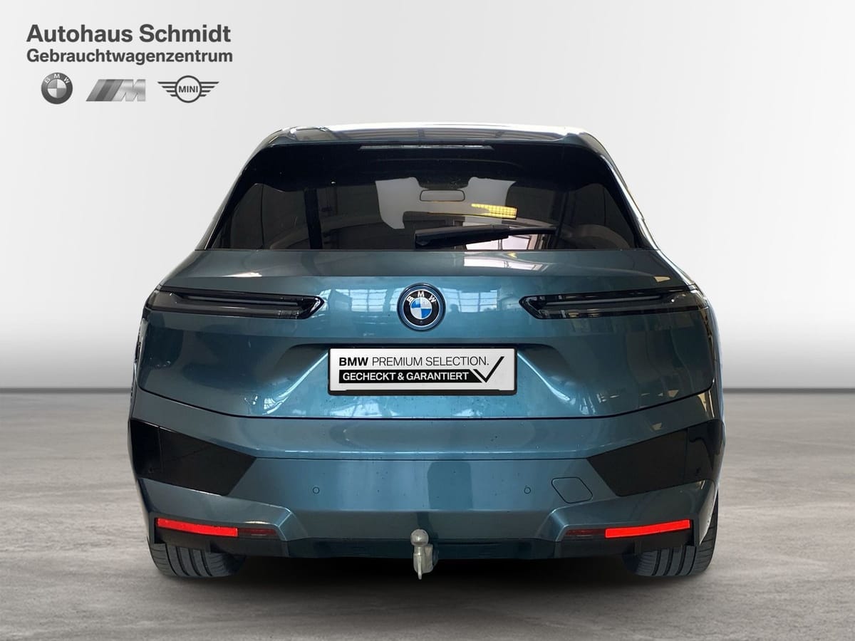 BMW iX M60 22 LC Prof. HUD B&W Pano AHK Laser Adap foto 4