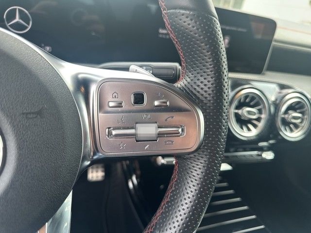 Mercedes-Benz CLA 200 AMG Line  V-COKP NAV LED KLIMA RÜKAM PDC foto 15