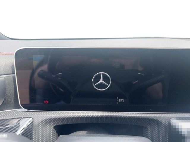 Mercedes-Benz CLA 200 AMG Line  V-COKP NAV LED KLIMA RÜKAM PDC foto 9
