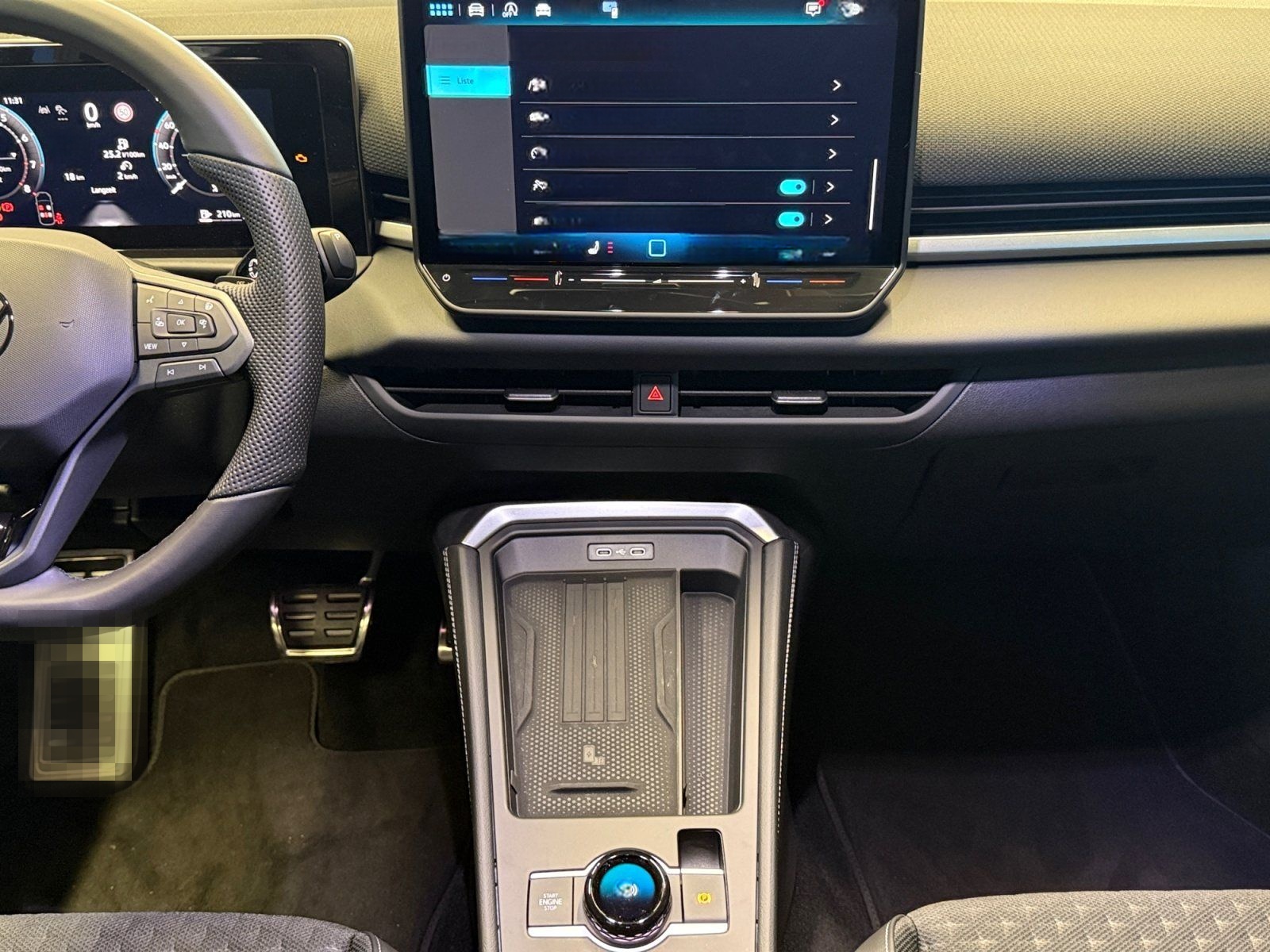 Volkswagen T-Roc R-Line l eTSI / Automatik / Celestial Blue foto 11