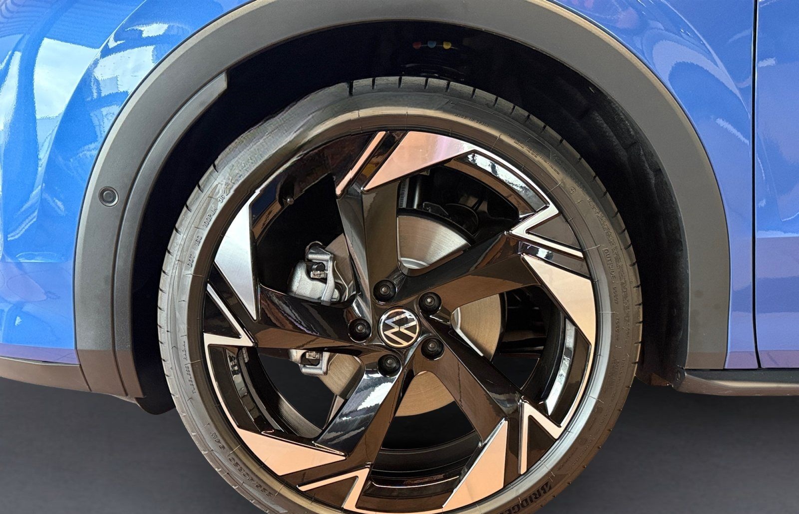 Volkswagen T-Roc R-Line l eTSI / Automatik / Celestial Blue foto 14