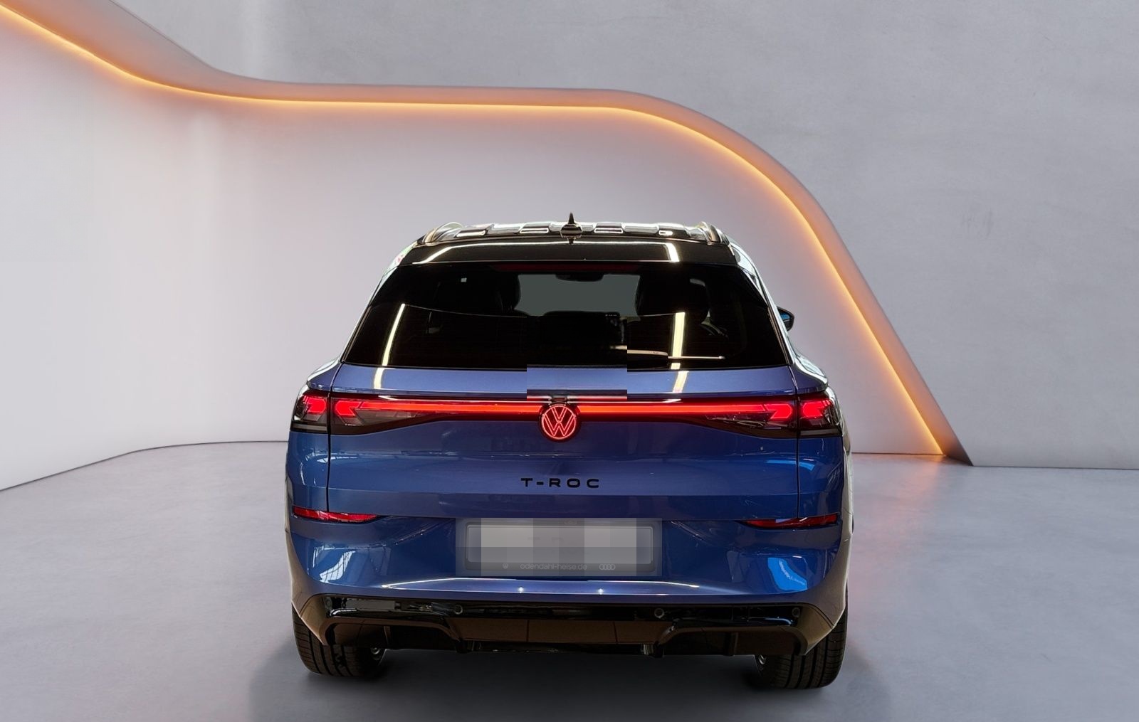 Volkswagen T-Roc R-Line l eTSI / Automatik / Celestial Blue foto 4