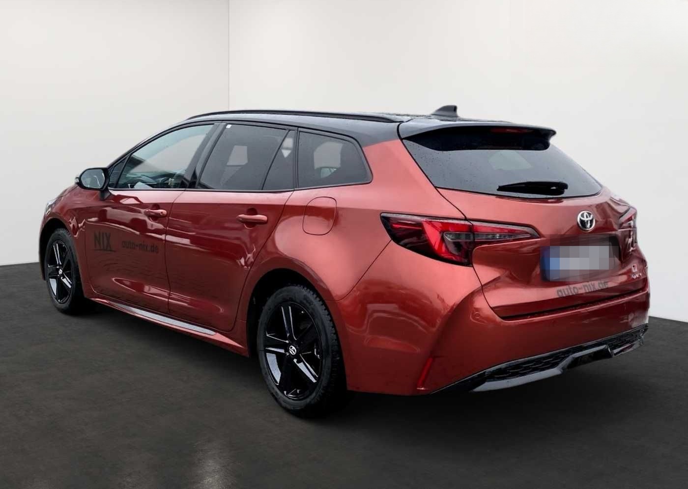 Toyota Corolla Touring Sports 2.0 Hybrid GR Sport foto 2